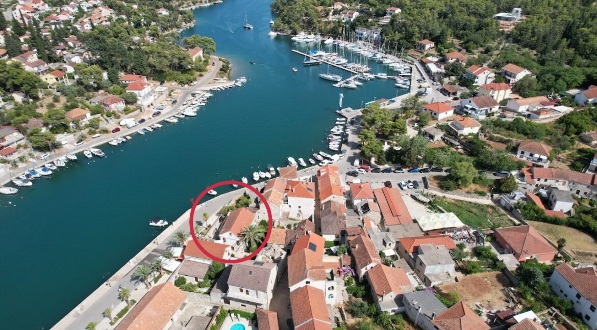 Waterfront Stone House Vrboska Hvar