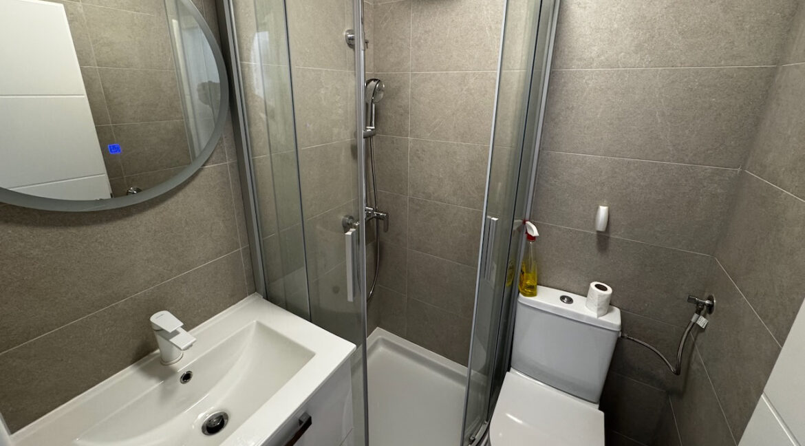 Hvar Town sea view duplex – modern bathroom