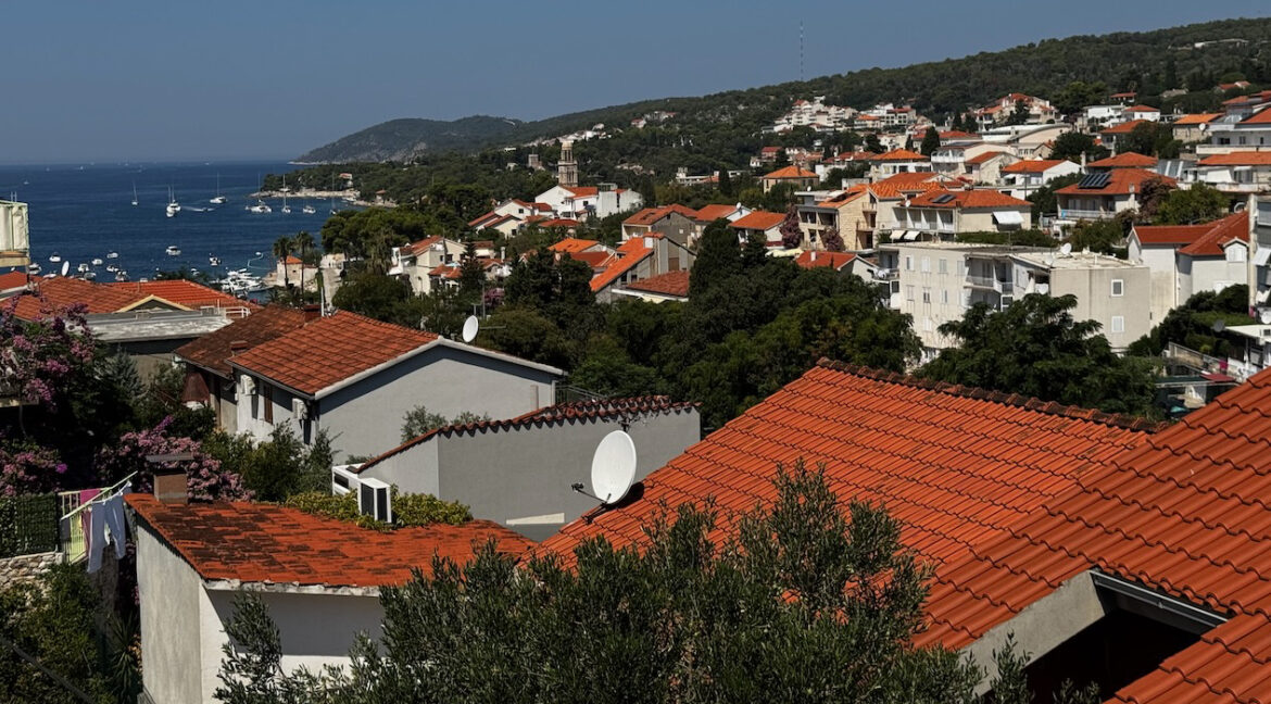 Hvar Town sea view duplex – town and harbour view