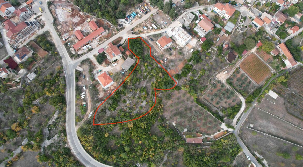 Investment Land Hvar – Mixed-Use Plot with Road Access