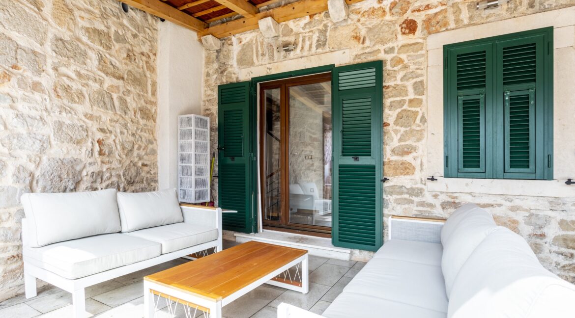 Covered Terrace with Stonework