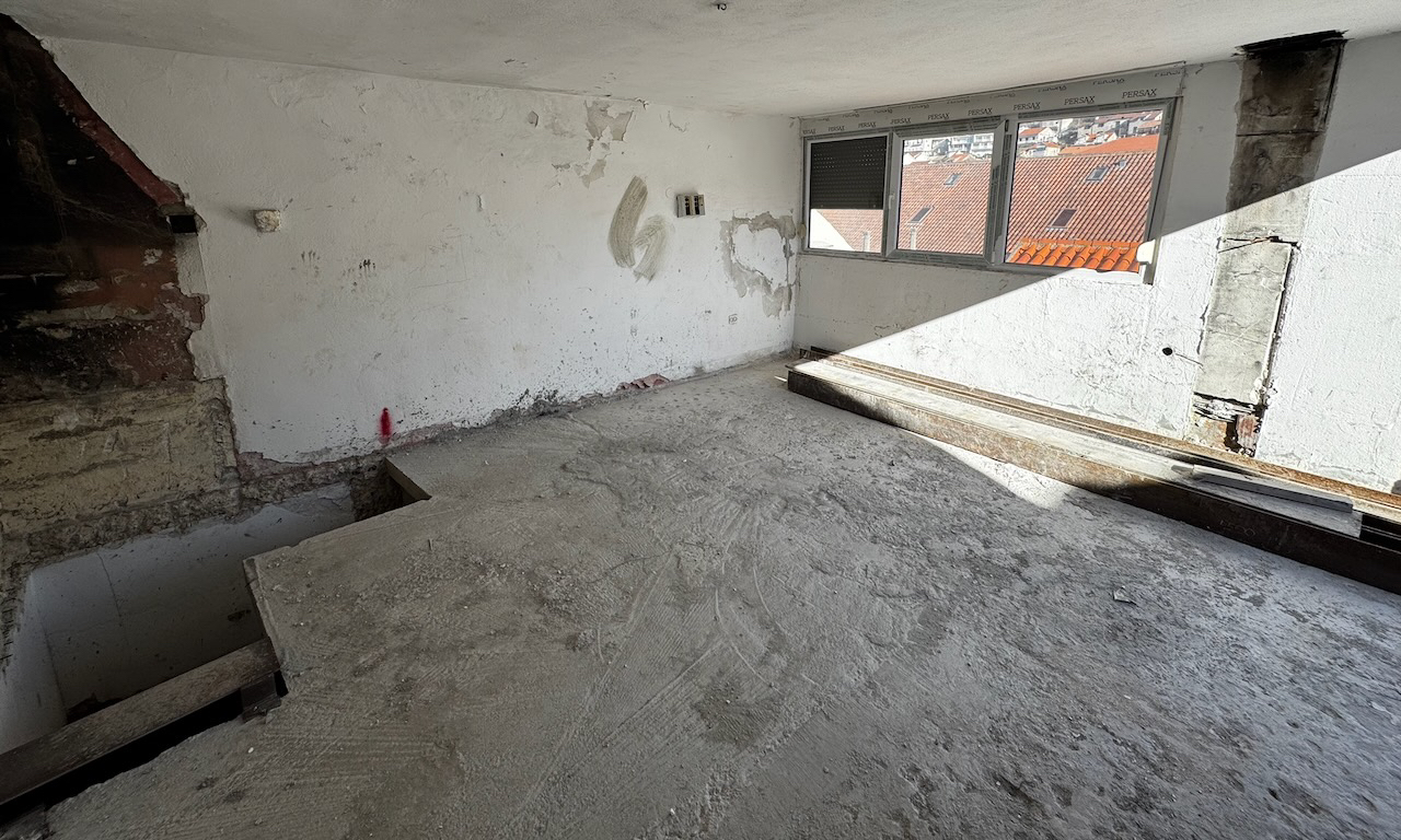 Upper Floor Structural Space